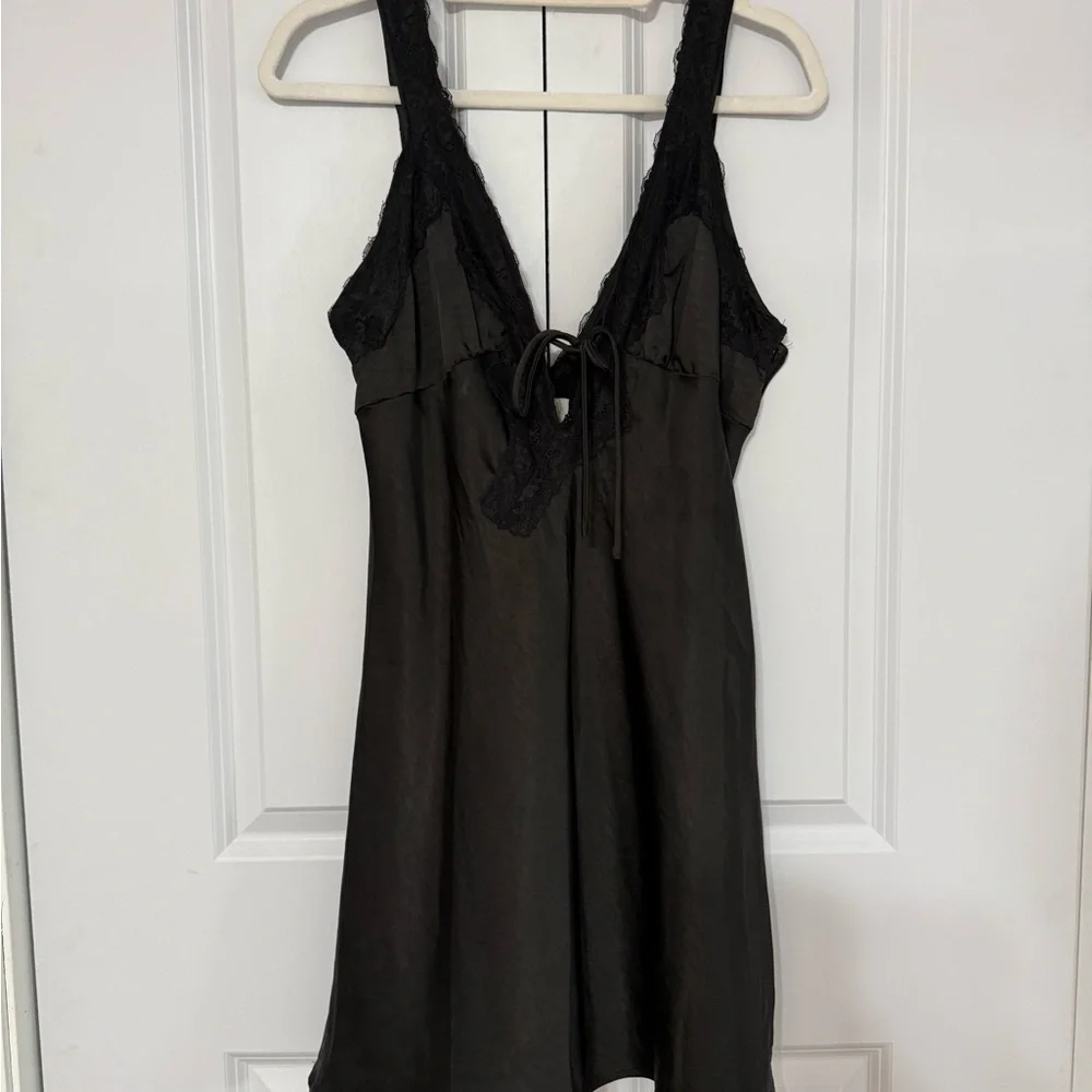 Princess Polly Black Lace Mini Dress - Picture 5 of 6